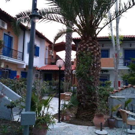 9 Musses Hotel Apartments Σκάλα Μιστεγνών Εξωτερικό φωτογραφία