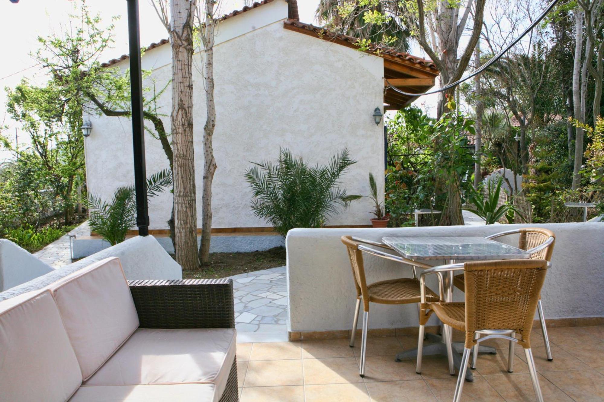 9 Musses Hotel Apartments Σκάλα Μιστεγνών Εξωτερικό φωτογραφία