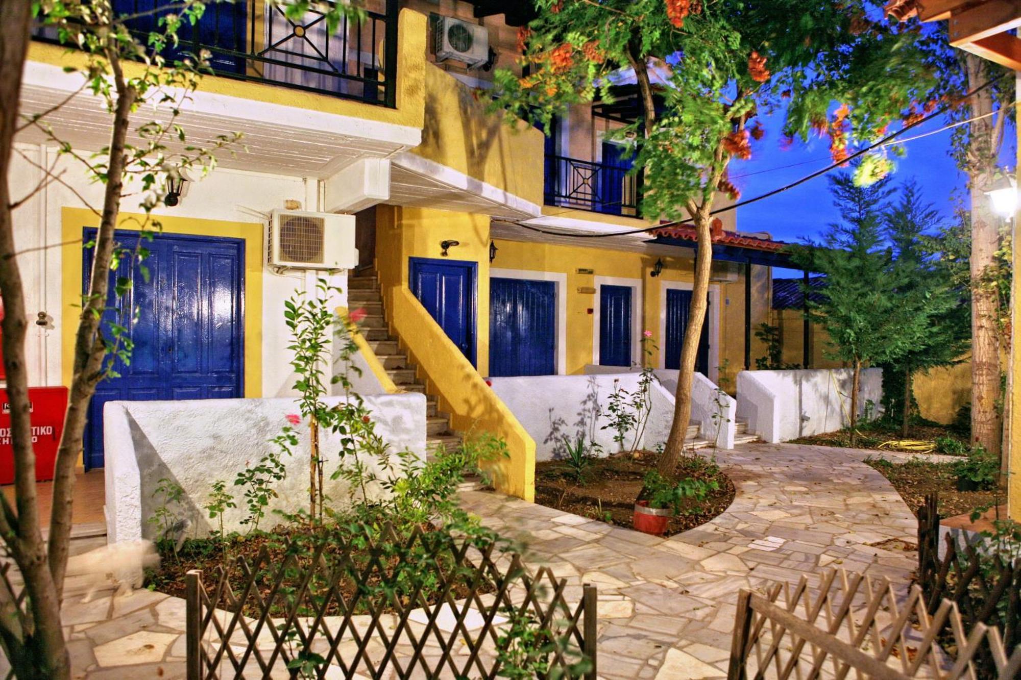 9 Musses Hotel Apartments Σκάλα Μιστεγνών Δωμάτιο φωτογραφία